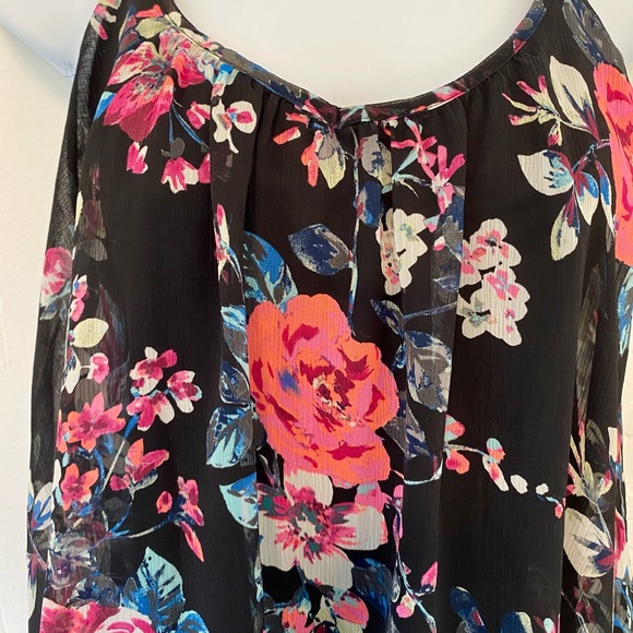 Express Floral Tank - Picture 4 of 7